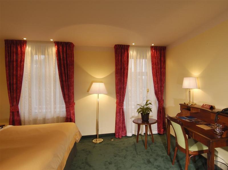 Ea Jeleni Dvur Castle Hotel Prag
